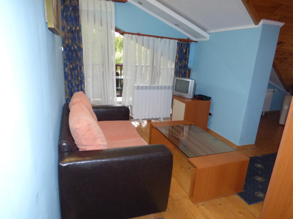 Kovanlika Hotel Razgrad Exteriör bild